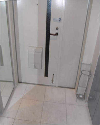 シェハウス はなまち渋谷-玄関